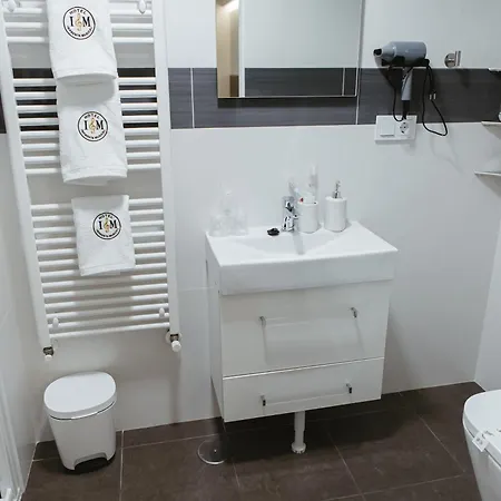 Imprenta Musical Hotell 2*