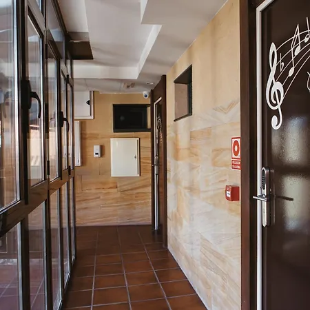Hotell Imprenta Musical 2*